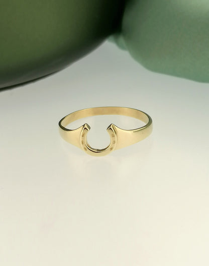 Womens Solid 9ct Yellow Gold Horseshoe Ring Good Luck Fortune Symbol