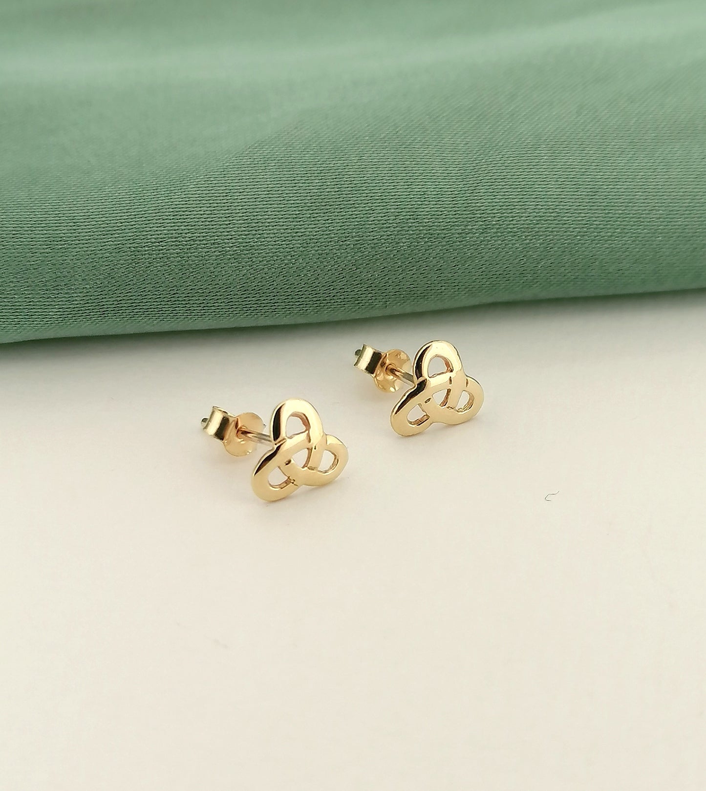 Celtic Trinity Knot Stud Earrings 9ct Yellow Gold